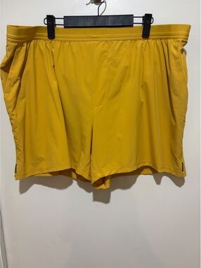 VRST Mens XXL 5” Accelerate Running Shorts Yellow Sunset Brief Lined NWT